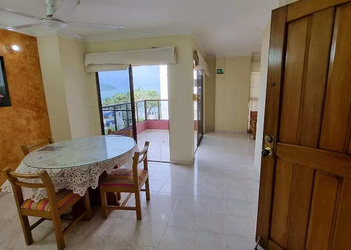 Apartamento-Rodadero-Laureles-602 By Reservastodo