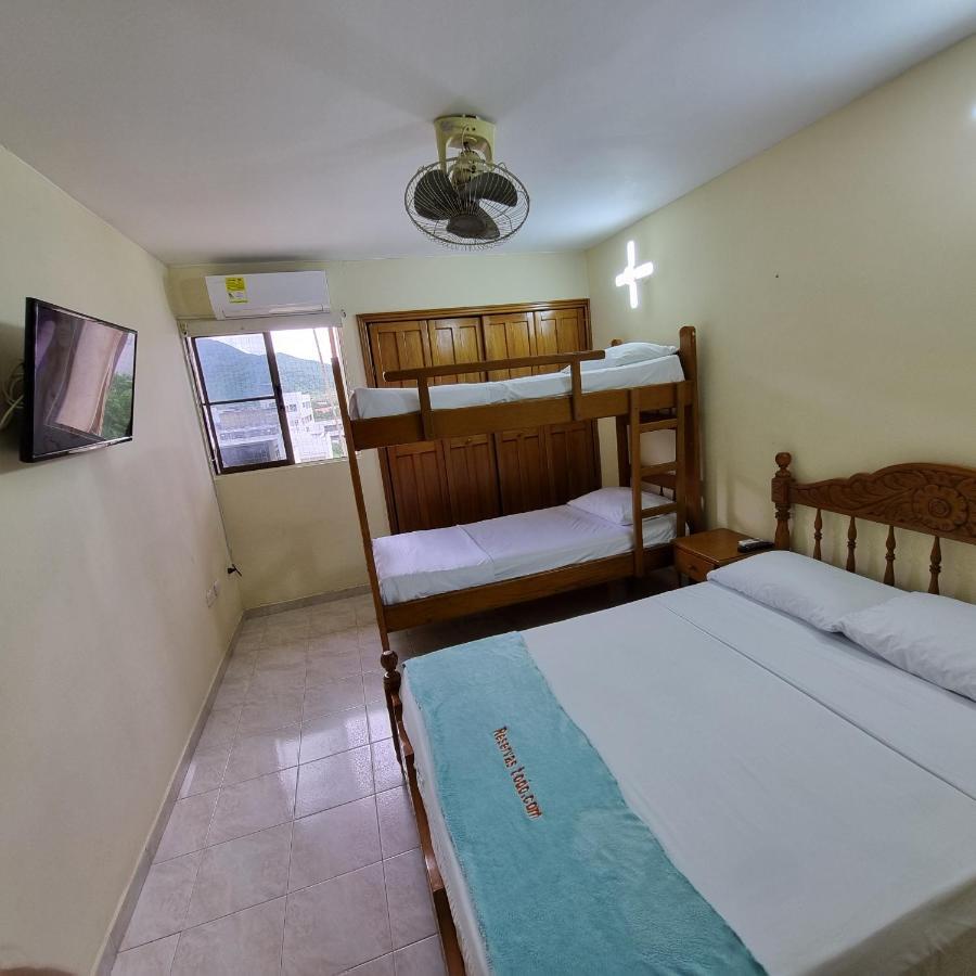 Apartamento-rodadero-laureles-602 By Reservastodo * Santa Marta (Magdalena)